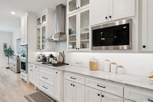 19104 E Beecher Court, Owasso, OK 74055