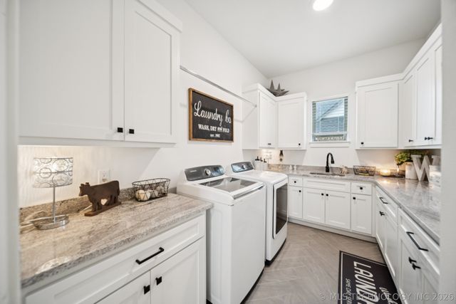 19104 E Beecher Court, Owasso, OK 74055