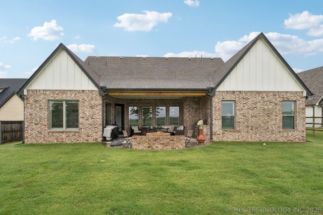 19104 E Beecher Court, Owasso, OK 74055