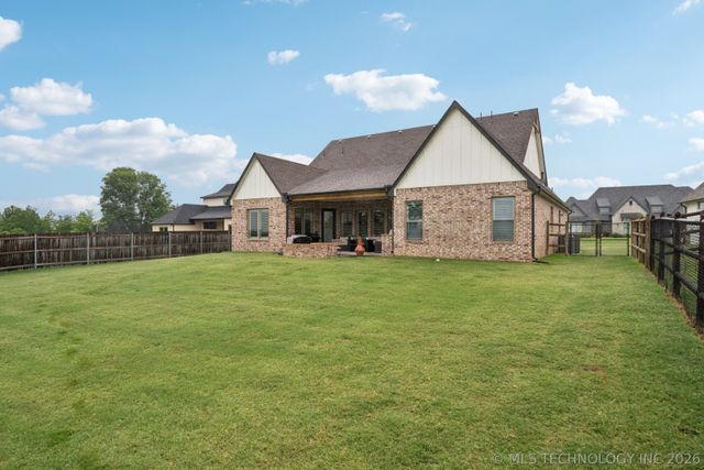 19104 E Beecher Court, Owasso, OK 74055