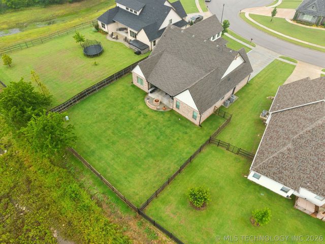 19104 E Beecher Court, Owasso, OK 74055