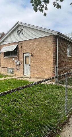 1127 W 123rd Street, Calumet Park, IL 60827
