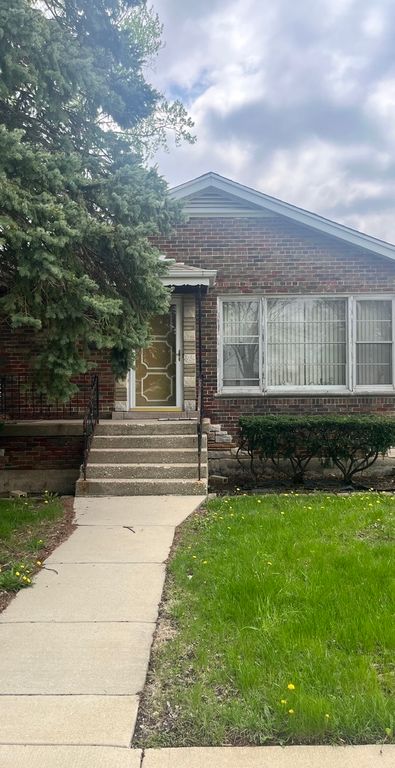 1127 W 123rd Street, Calumet Park, IL 60827