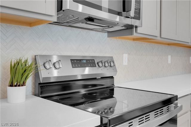 5357 Eleganza Avenue, Pahrump, NV 89061