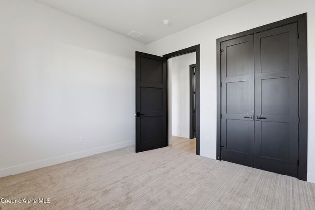 11006 N Armonia WAY, Hayden, ID 83835