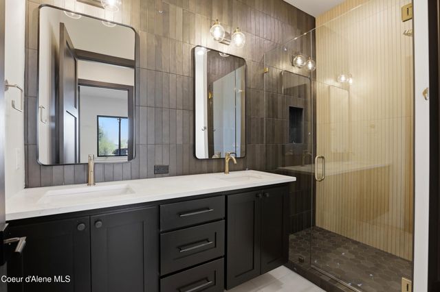 11006 N Armonia WAY, Hayden, ID 83835