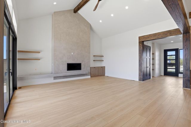 11006 N Armonia WAY, Hayden, ID 83835