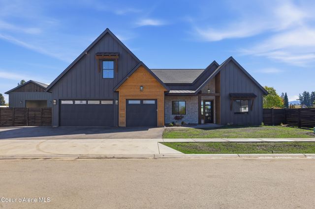 11006 N Armonia WAY, Hayden, ID 83835
