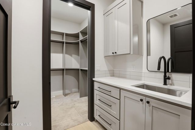 11006 N Armonia WAY, Hayden, ID 83835