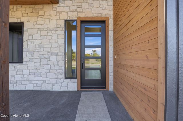 11006 N Armonia WAY, Hayden, ID 83835