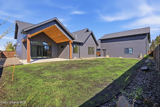 11006 N Armonia WAY, Hayden, ID 83835