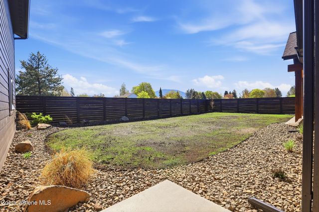 11006 N Armonia WAY, Hayden, ID 83835