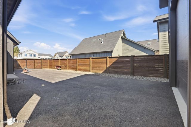 11006 N Armonia WAY, Hayden, ID 83835