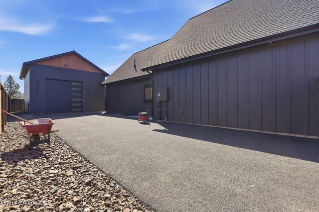 11006 N Armonia WAY, Hayden, ID 83835