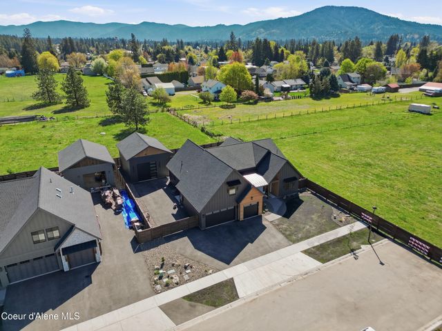 11006 N Armonia WAY, Hayden, ID 83835