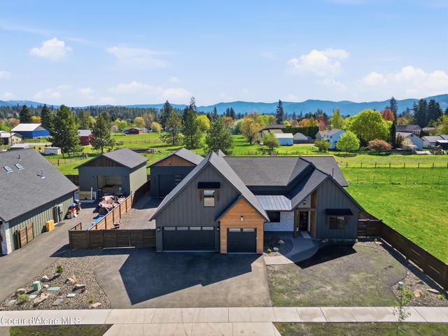 11006 N Armonia WAY, Hayden, ID 83835