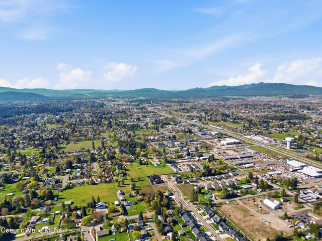 11006 N Armonia WAY, Hayden, ID 83835