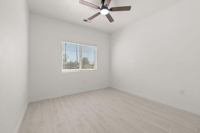 4 Rincon Court, Los Lunas, NM 87031