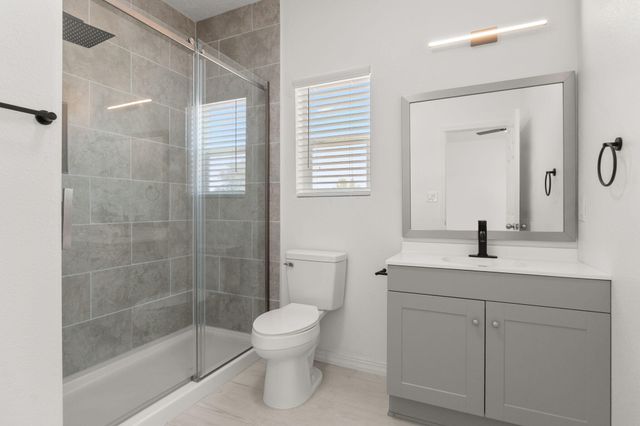 4 Rincon Court, Los Lunas, NM 87031