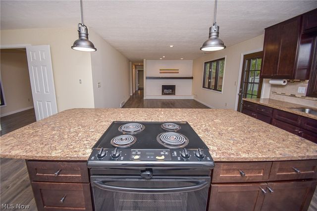 3541 Monte Vista Drive, Brunswick, OH 44212
