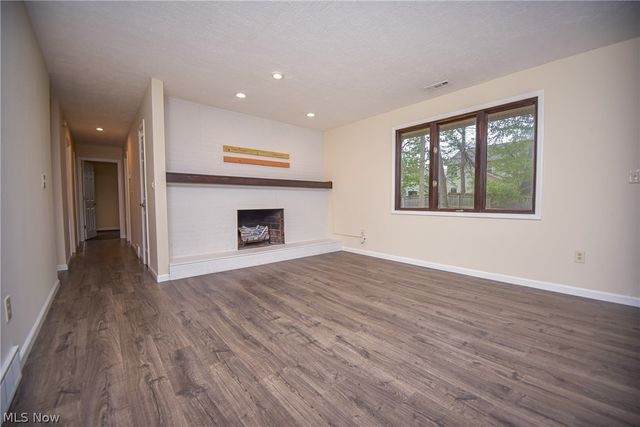 3541 Monte Vista Drive, Brunswick, OH 44212