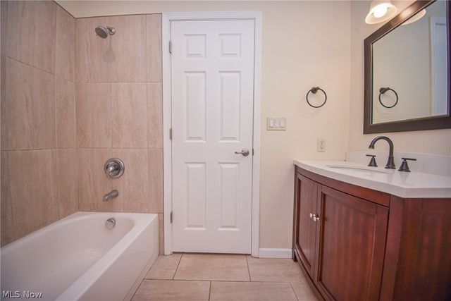 3541 Monte Vista Drive, Brunswick, OH 44212