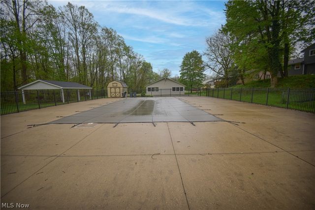 3541 Monte Vista Drive, Brunswick, OH 44212