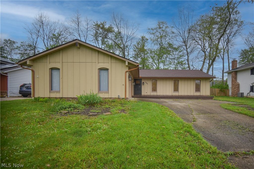 3541 Monte Vista Drive, Brunswick, OH 44212