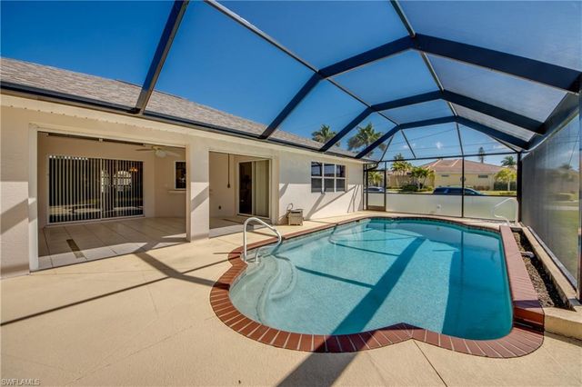 1732 Palaco Grande PKWY, Cape Coral, FL 33904