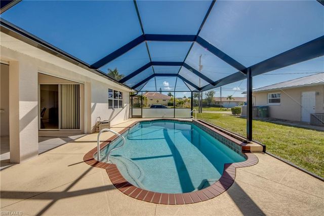 1732 Palaco Grande PKWY, Cape Coral, FL 33904