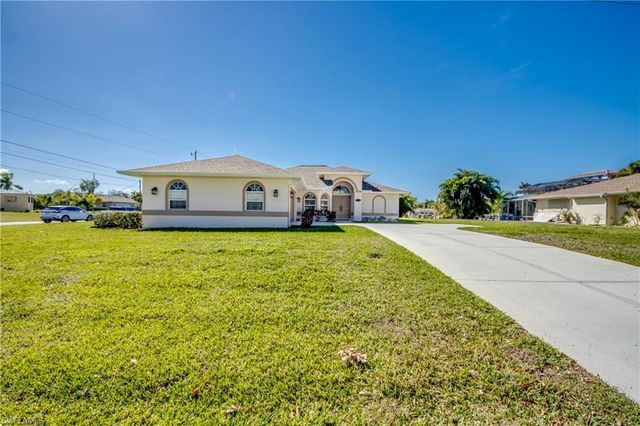 1732 Palaco Grande PKWY, Cape Coral, FL 33904