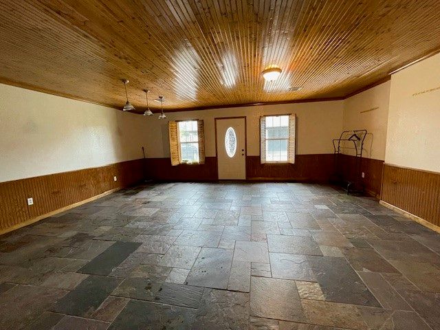 1109 Knotty Oaks Drive, Woodway, TX 76712