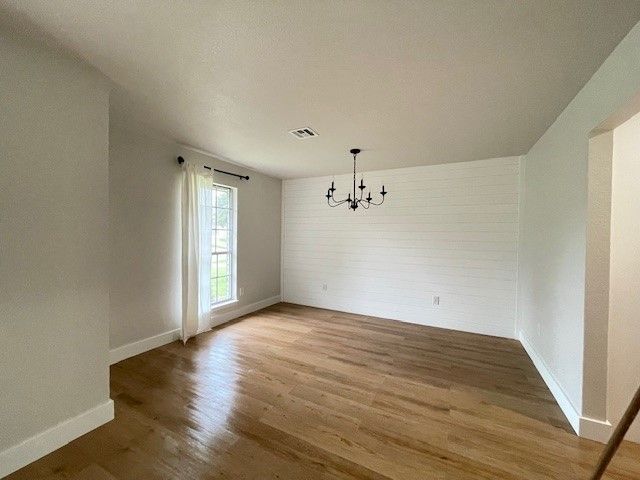 1109 Knotty Oaks Drive, Woodway, TX 76712