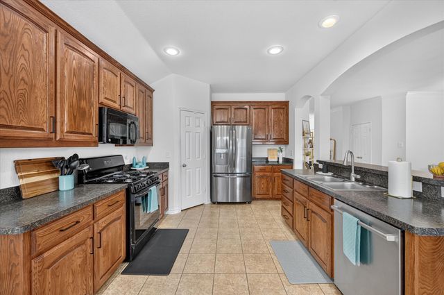 6040 Walleye Drive, Fort Worth, TX 76179