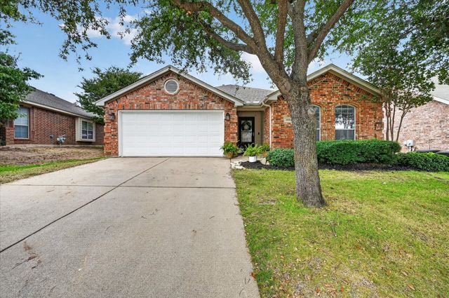 6040 Walleye Drive, Fort Worth, TX 76179