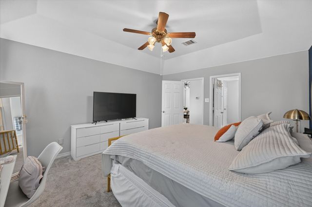 6040 Walleye Drive, Fort Worth, TX 76179