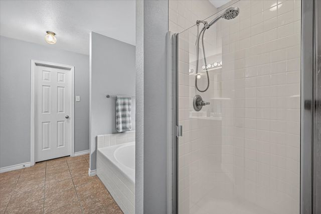 6040 Walleye Drive, Fort Worth, TX 76179
