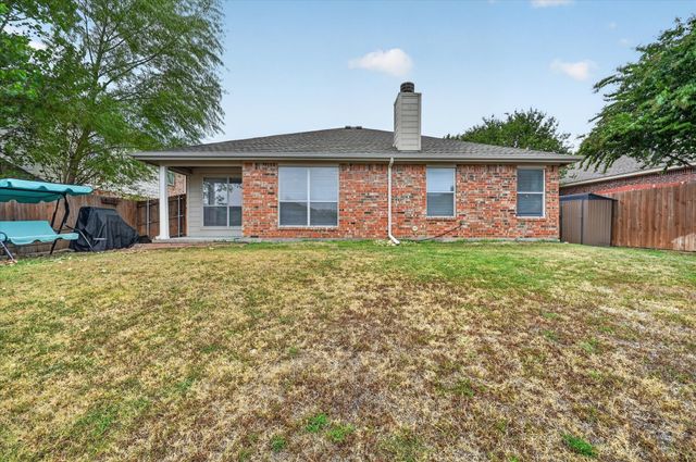 6040 Walleye Drive, Fort Worth, TX 76179