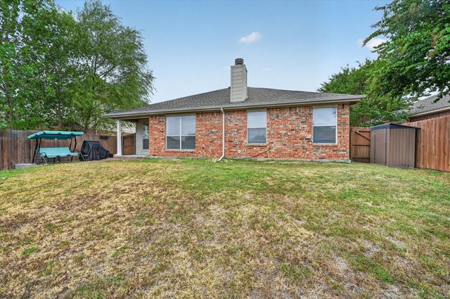 6040 Walleye Drive, Fort Worth, TX 76179