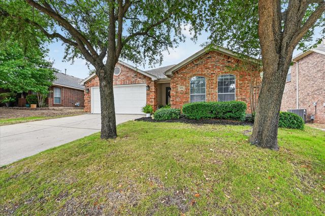 6040 Walleye Drive, Fort Worth, TX 76179