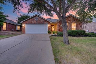 6040 Walleye Drive, Fort Worth, TX 76179