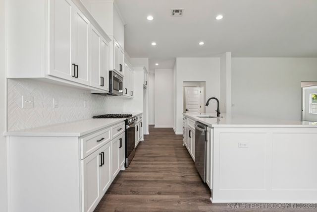 10416 E 132nd Street S, Bixby, OK 74008