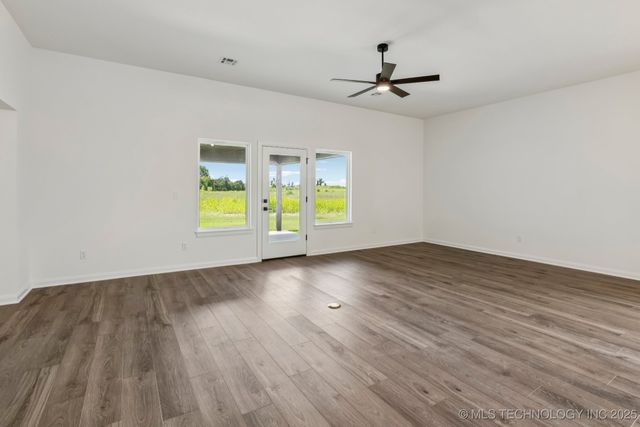 10416 E 132nd Street S, Bixby, OK 74008