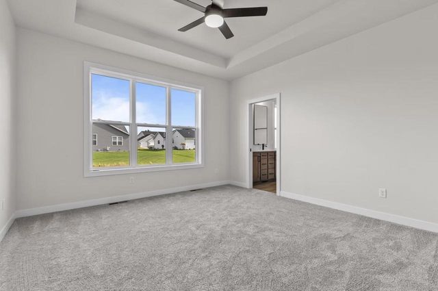 N8870 KILLARNEY WAY, Menasha, WI 54952