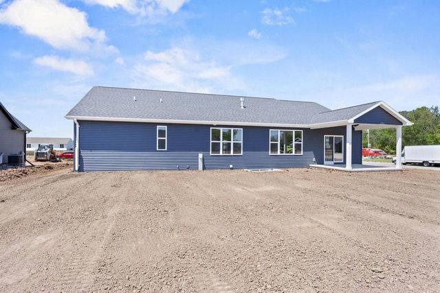N8870 KILLARNEY WAY, Menasha, WI 54952