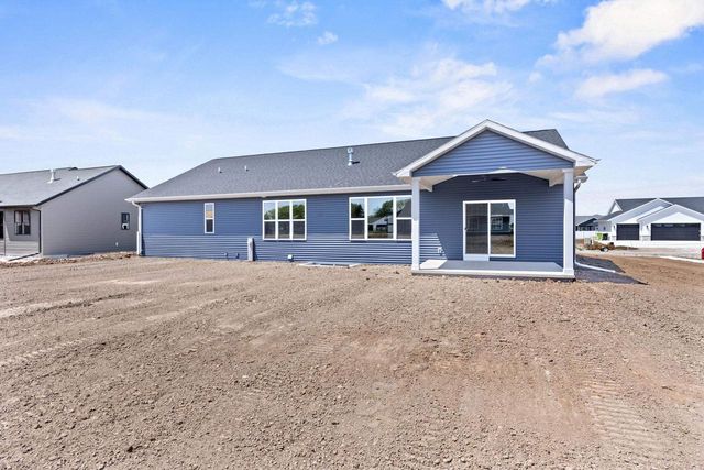 N8870 KILLARNEY WAY, Menasha, WI 54952