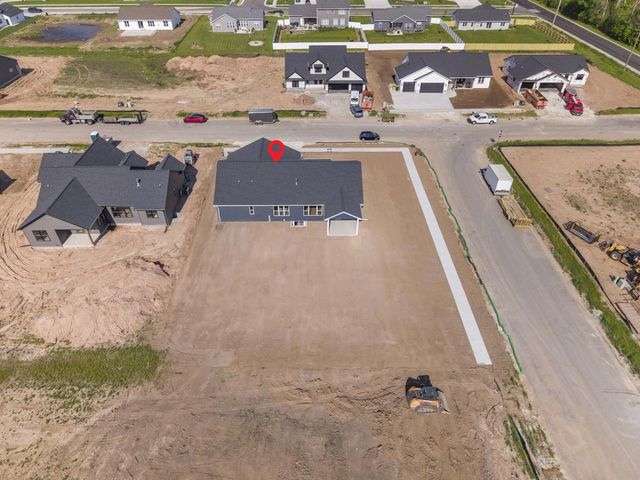 N8870 KILLARNEY WAY, Menasha, WI 54952