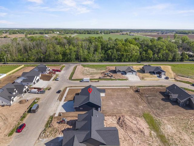N8870 KILLARNEY WAY, Menasha, WI 54952