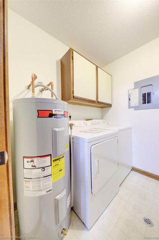 1465 Shoemaker Drive 107, Westland, MI 48185