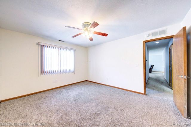 1465 Shoemaker Drive 107, Westland, MI 48185